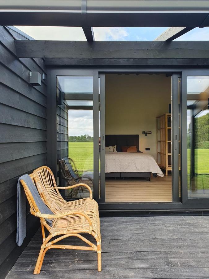Bed and Breakfast Hippe Schuur Tytsjerk Екстер'єр фото