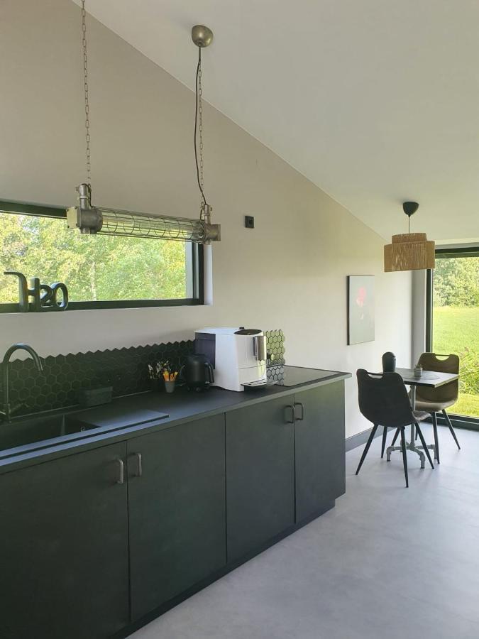 Bed and Breakfast Hippe Schuur Tytsjerk Екстер'єр фото