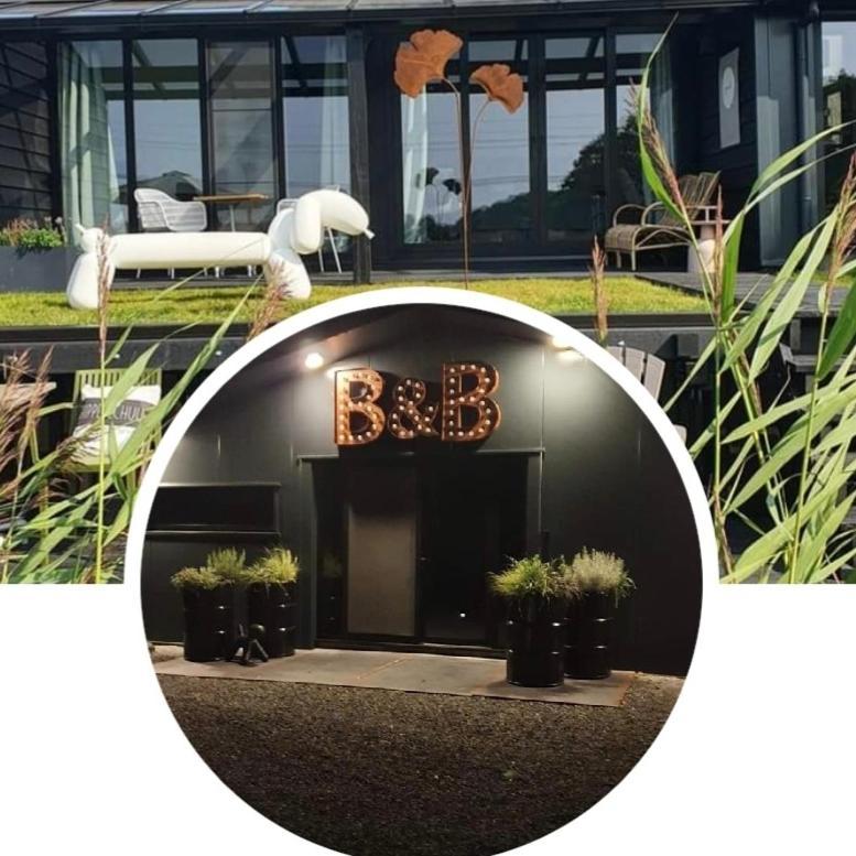 Bed and Breakfast Hippe Schuur Tytsjerk Екстер'єр фото